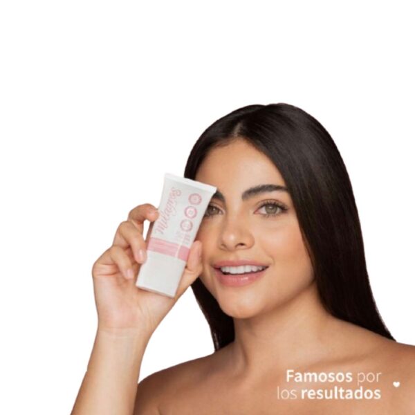 Protector Solar Facial Con Color - Image 2